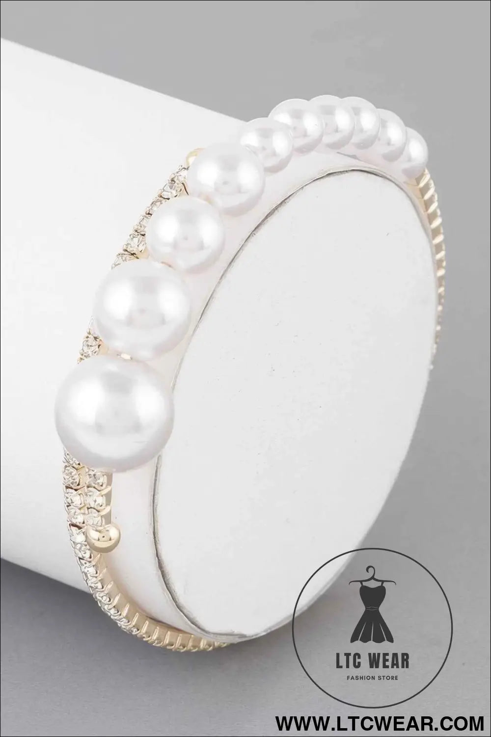 Gradual Pearl Jeweled Bracelet