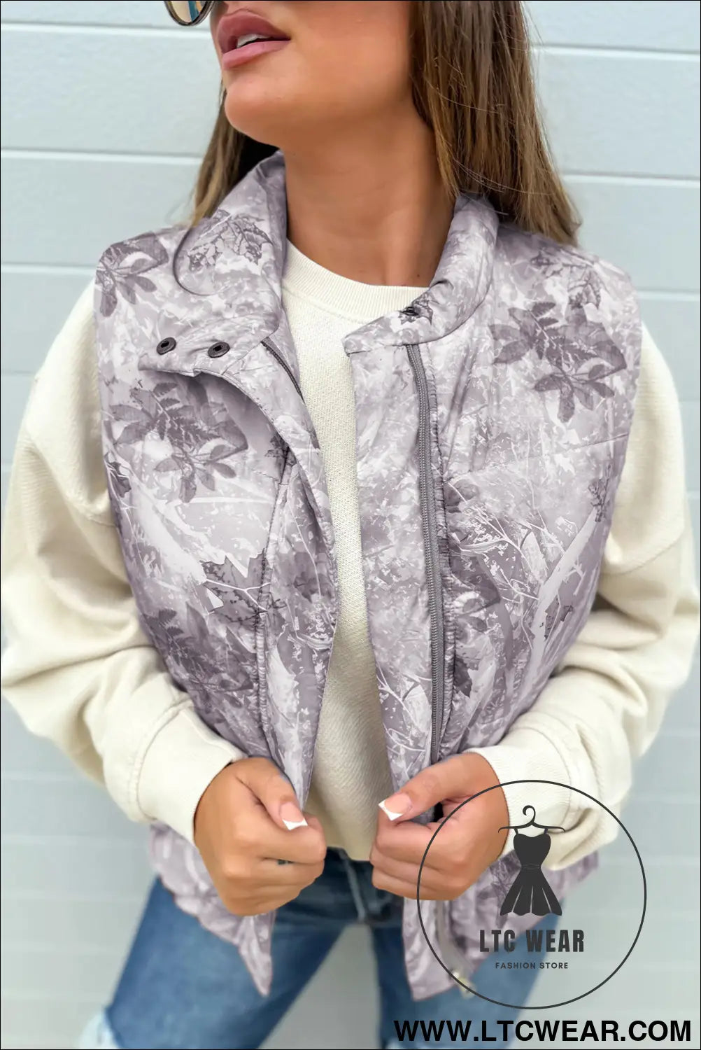 Gray camo leaf print winter puffer vest - gray / l / shell:100% polyester + lining:100% polyester + filling:100%