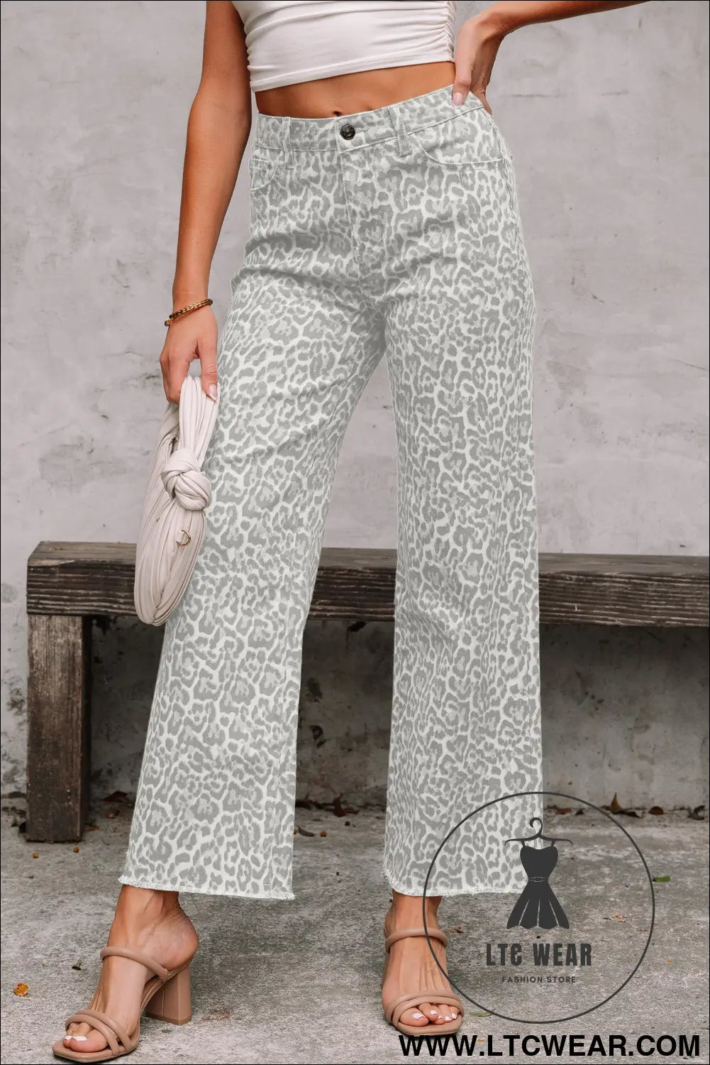 Gray leopard frayed edge wide leg high waist jeans - gray / 10 / 65% cotton + 33% polyester + 2% elastane - jeans