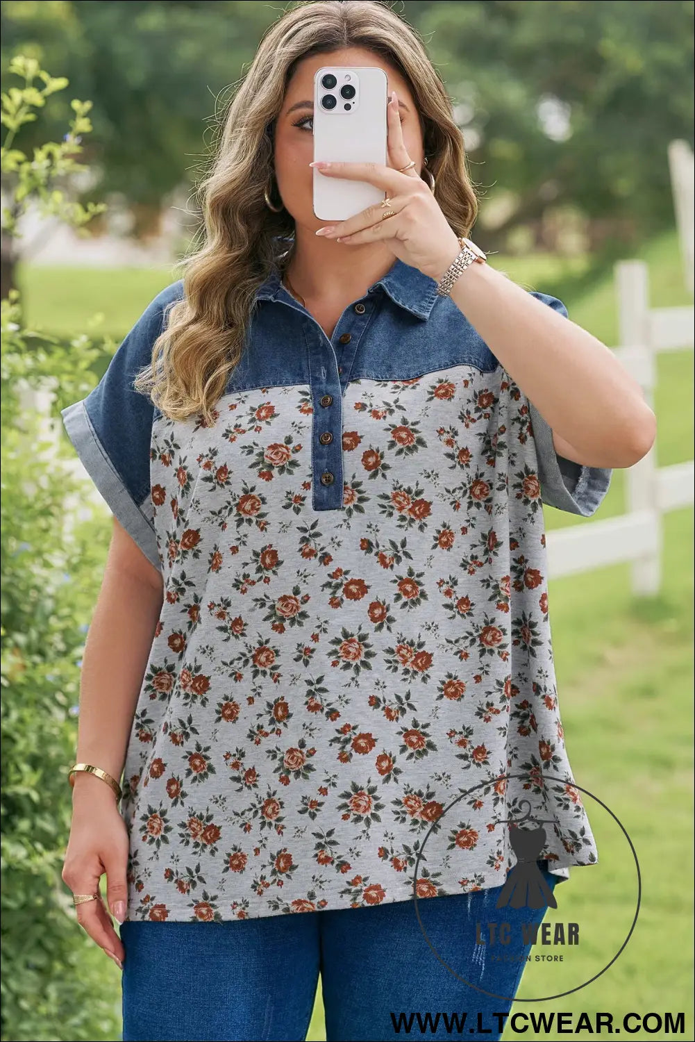 Gray retro floral print denim patchwork plus size polo tee - 30%