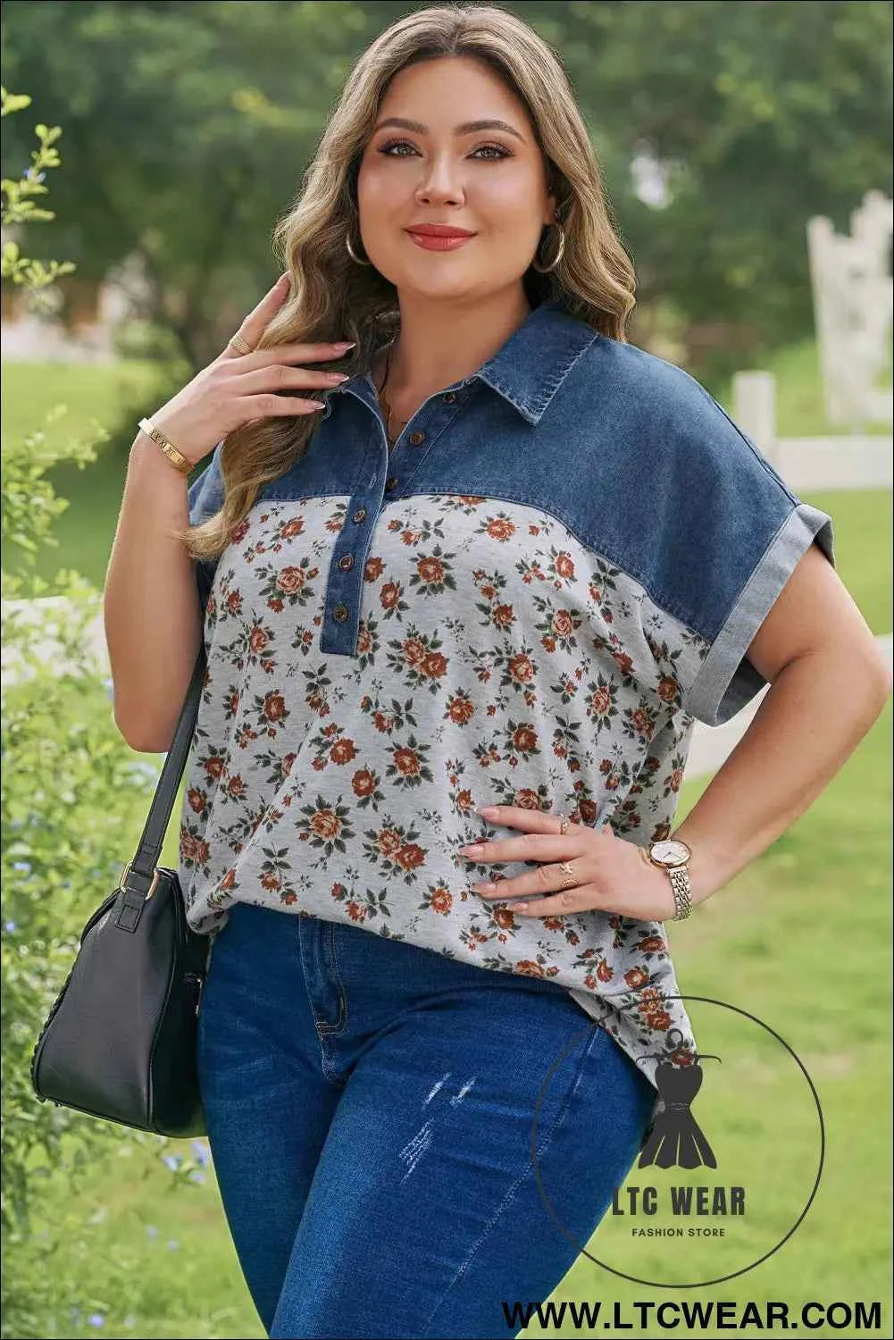 Gray Retro Floral Print Denim Patchwork Plus Size Polo Tee