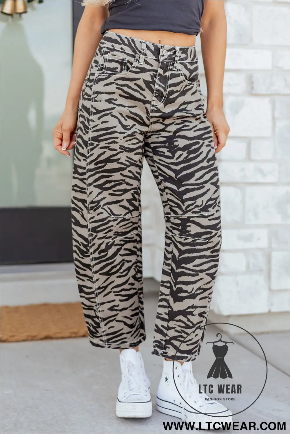Gray zebra stripe printed wide leg barrel jeans - jeans