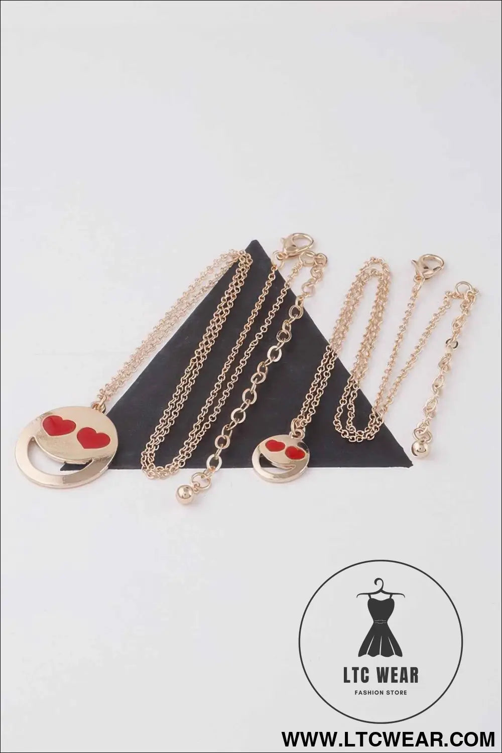 Heart Eyes Emoji Necklace