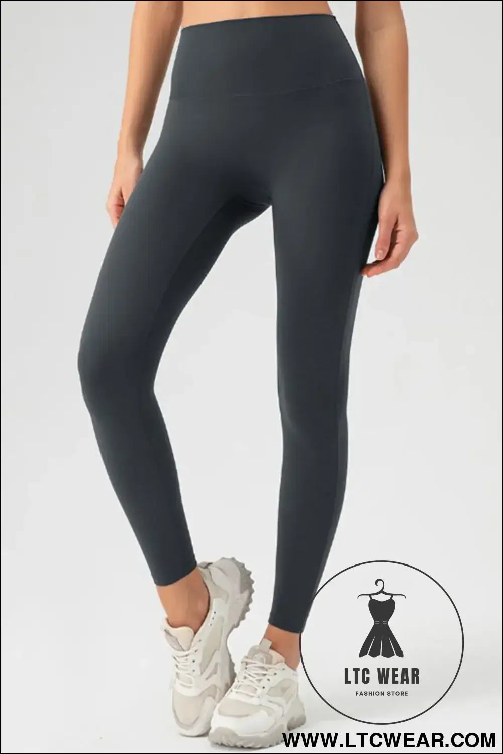 2cb62998-df8f-433c-b3b8-14582cbbe961-Max