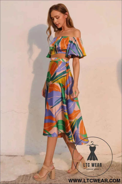 Isla Tropical Satin Bubble Sleeve Crop Top