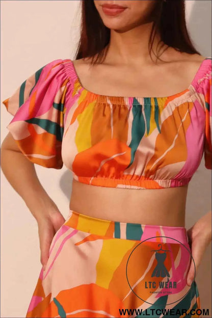 Isla Tropical Satin Bubble Sleeve Crop Top