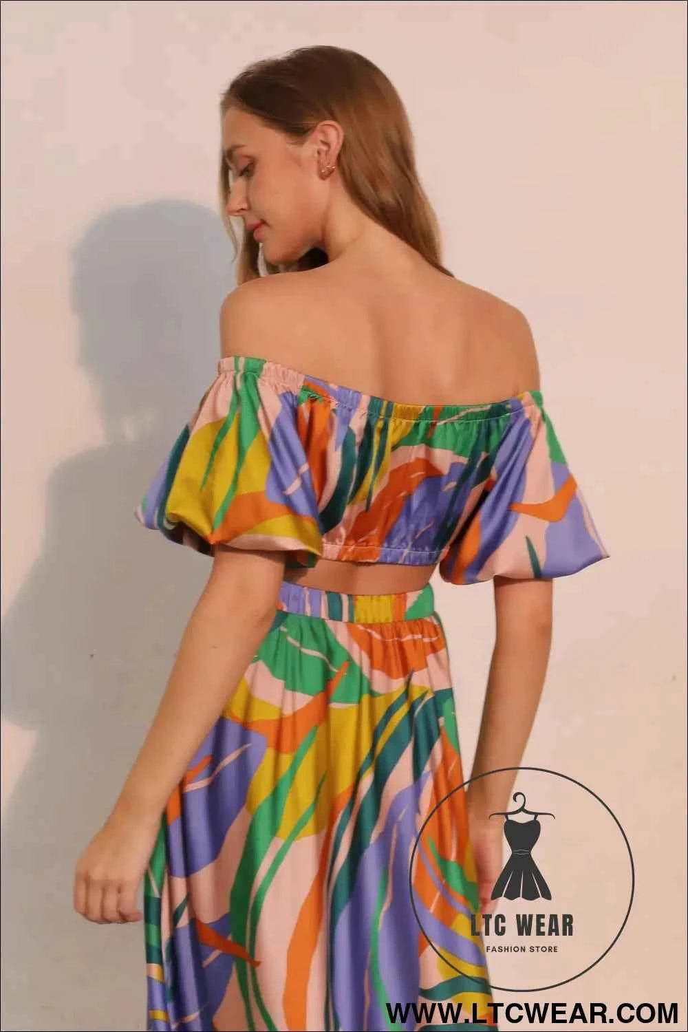 Isla Tropical Satin Bubble Sleeve Crop Top