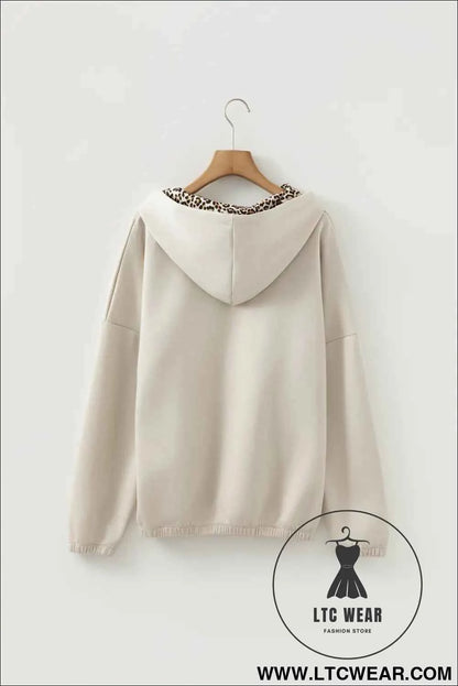 Jet Stream Leopard Contrast Drawstring Hood Drop Shoulder Loose Top