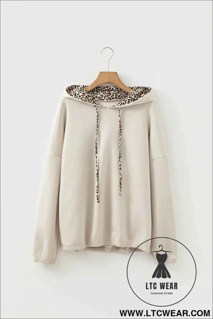 Jet Stream Leopard Contrast Drawstring Hood Drop Shoulder Loose Top