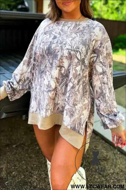 Khaki abstract camo print colorblock trim side split tunic sweatshirt - sweatshirts & hoodies