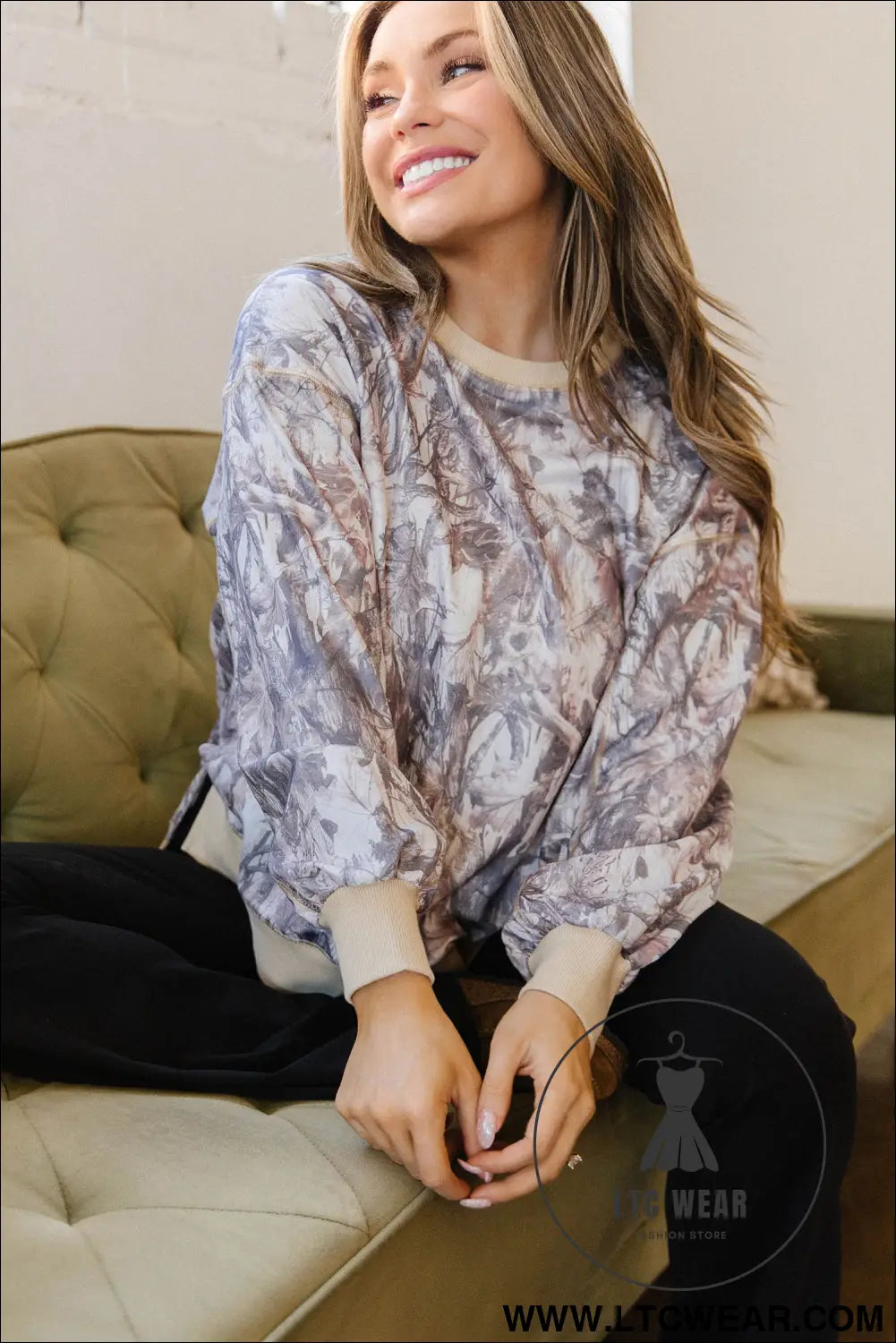 Khaki abstract camo print colorblock trim side split tunic sweatshirt - sweatshirts & hoodies