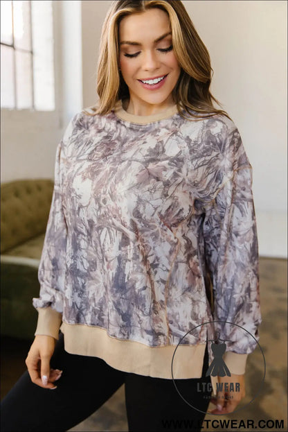 Khaki abstract camo print colorblock trim side split tunic sweatshirt - sweatshirts & hoodies