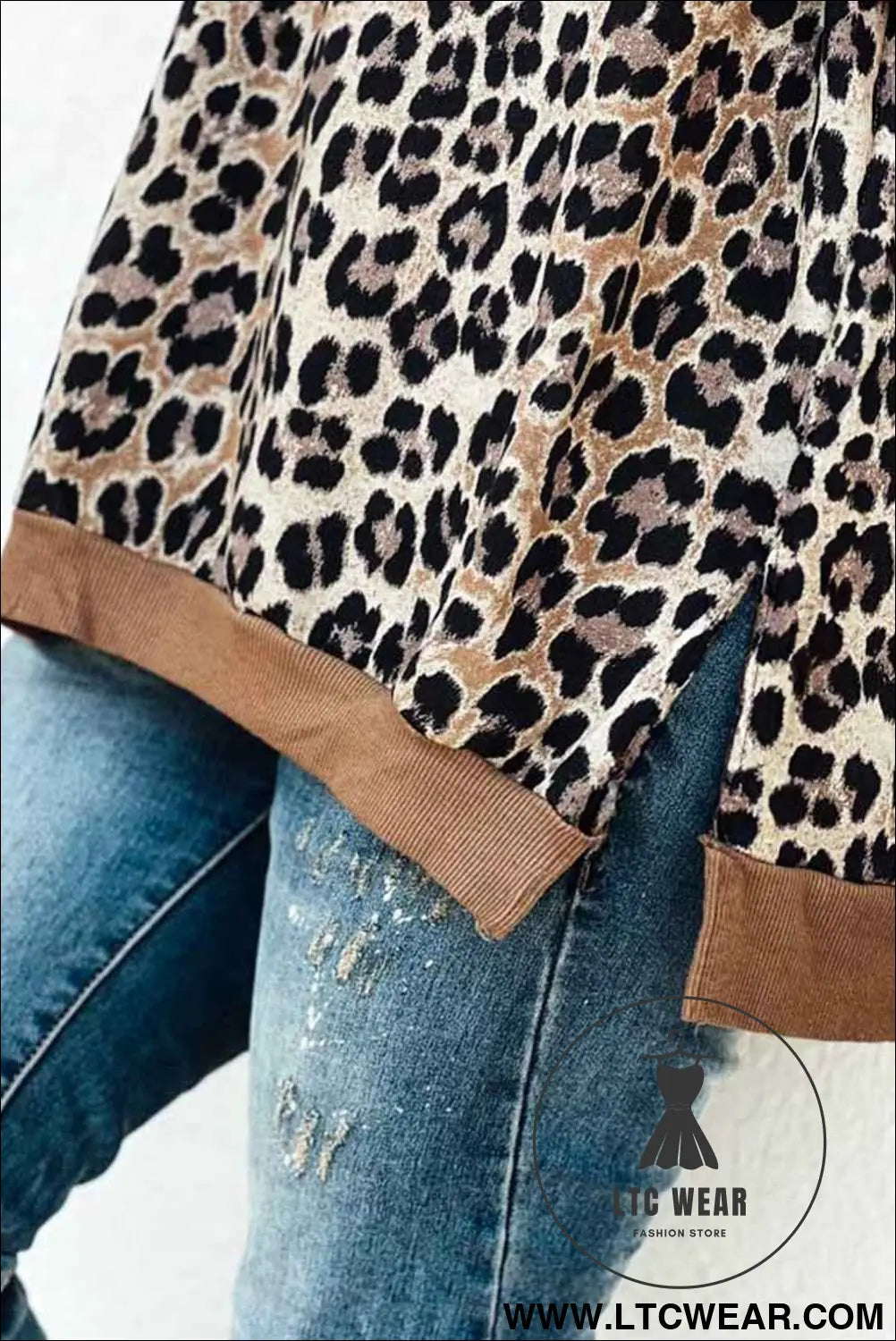 Khaki Leopard Contrast Trim Short Sleeve Loose Plus Size Top