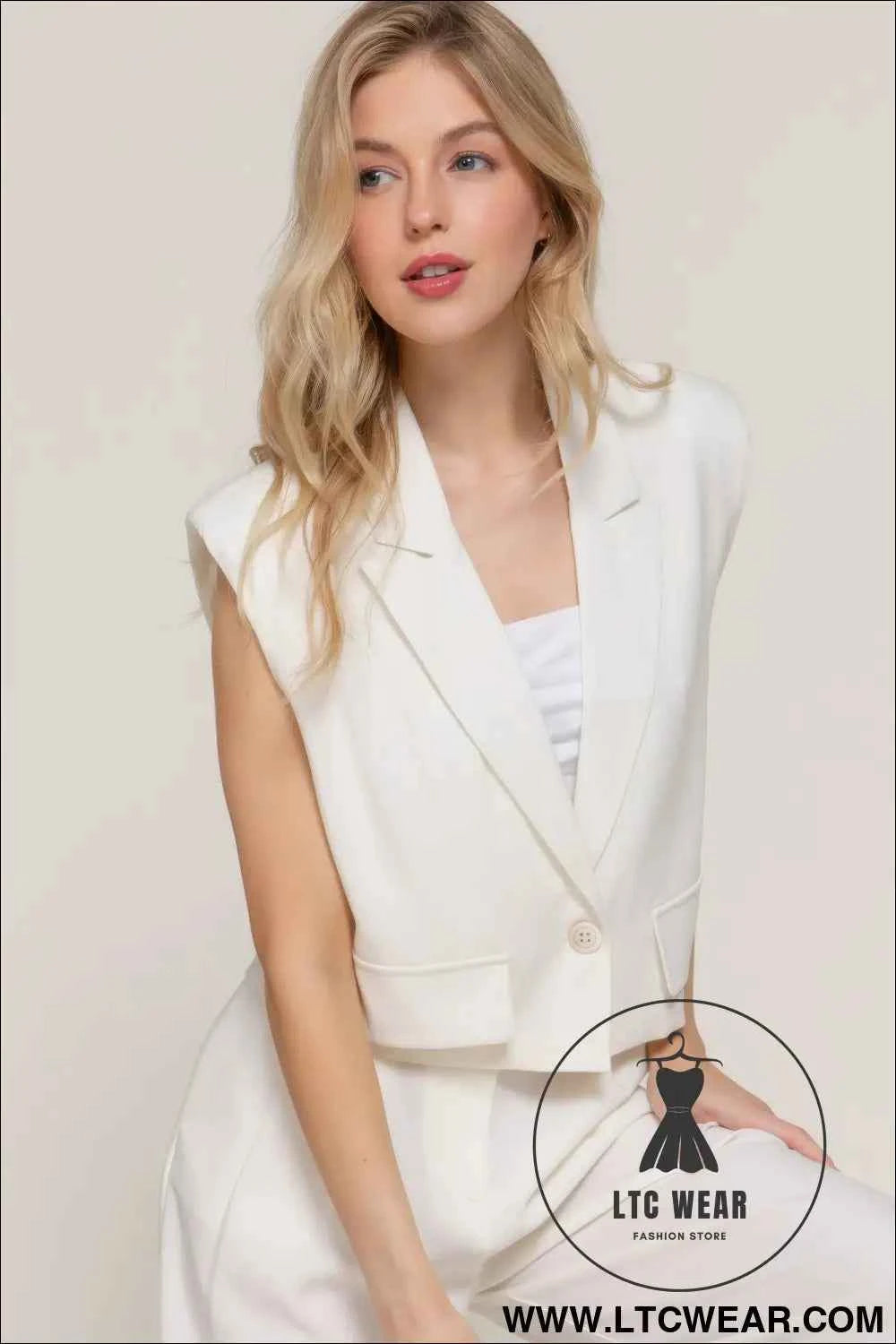 Lapel Collar W/shoulder Pads Vest