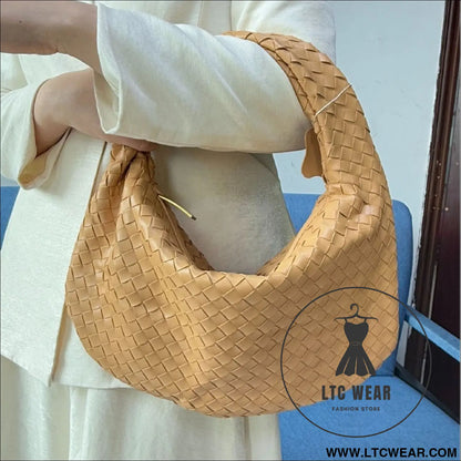Large size women’s woven bag large capacity hand-held armpit bag women’s bag