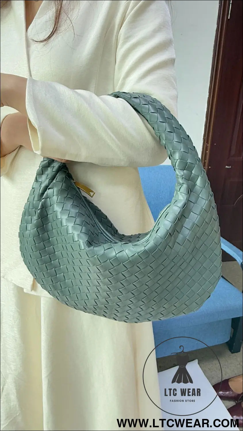 Large size women’s woven bag large capacity hand-held armpit bag women’s bag - slate color / 44*5*25cm