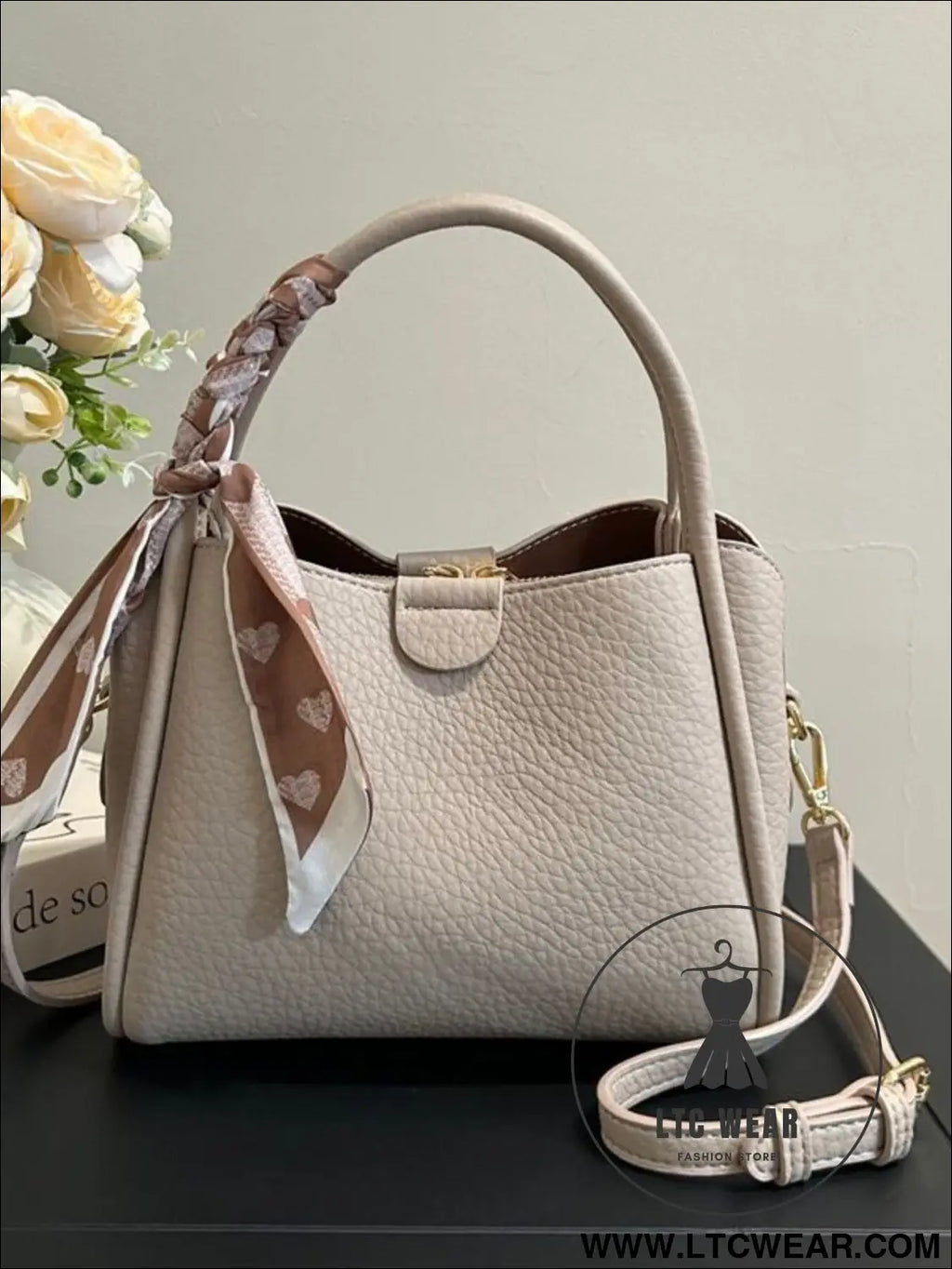 a591f22b7b2341f3ab8d2ce446f14590-Max