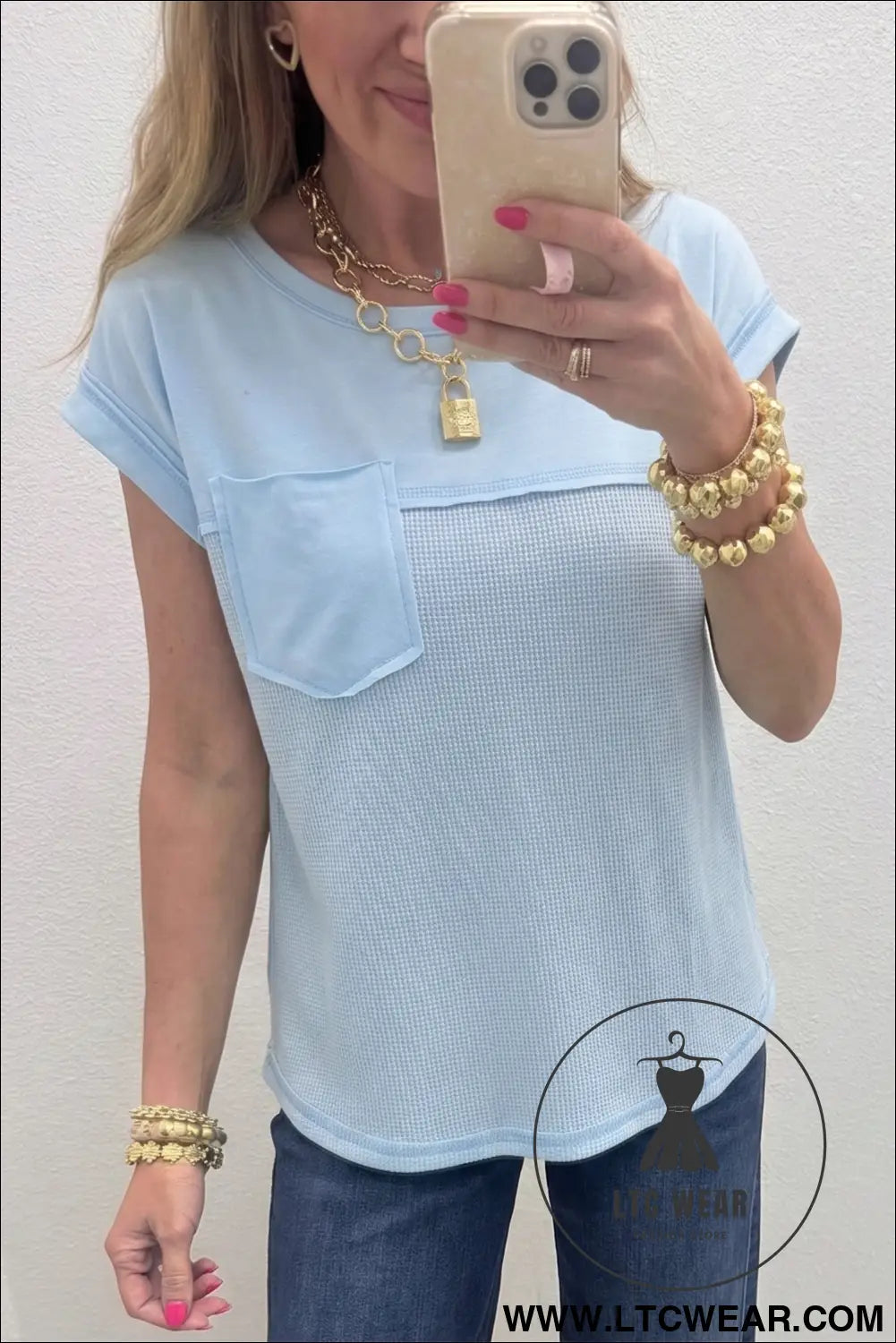 Light blue solid color raw seam waffled patchwork casual t shirt - light blue / l / 75% polyester + 25% cotton - tops &