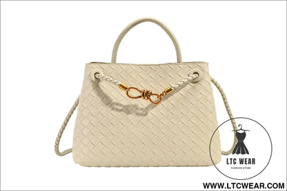 Metal rope buckle woven shoulder bag fashionable versatile retro commuter bag for women.