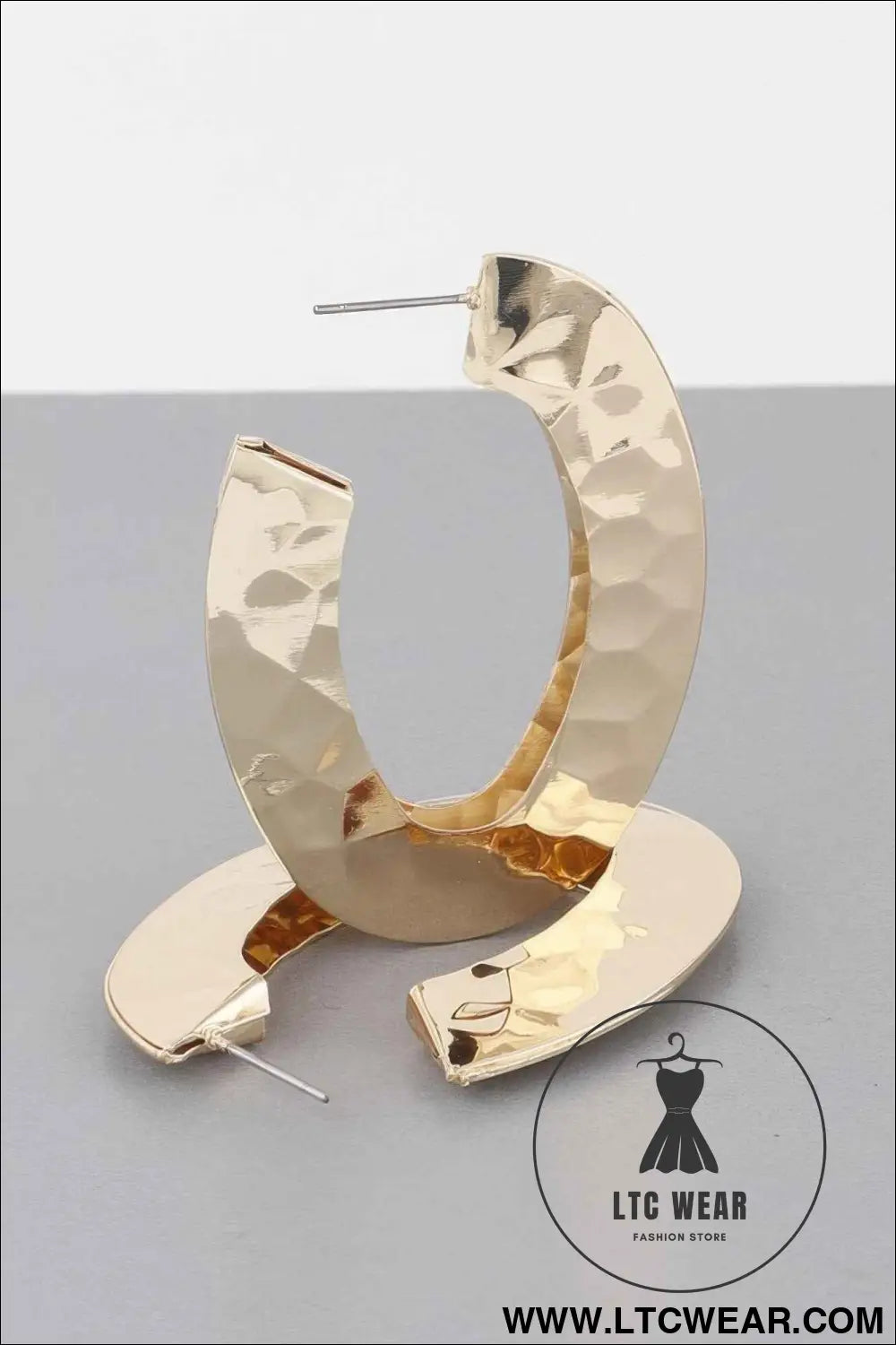 Minimal Concave Hoop Earrings