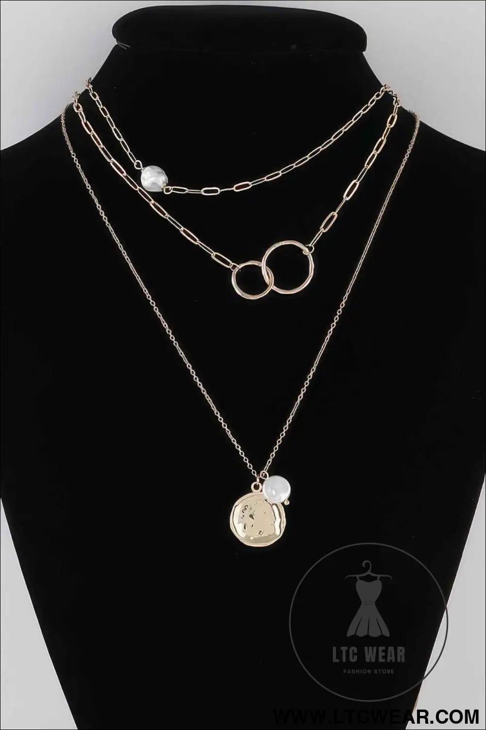 Multi Oo Pendant Necklace