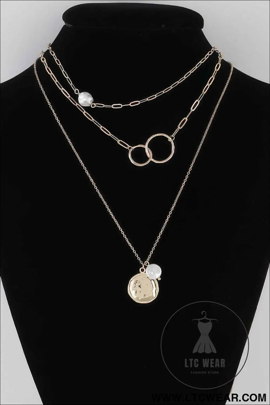 Multi Oo Pendant Necklace