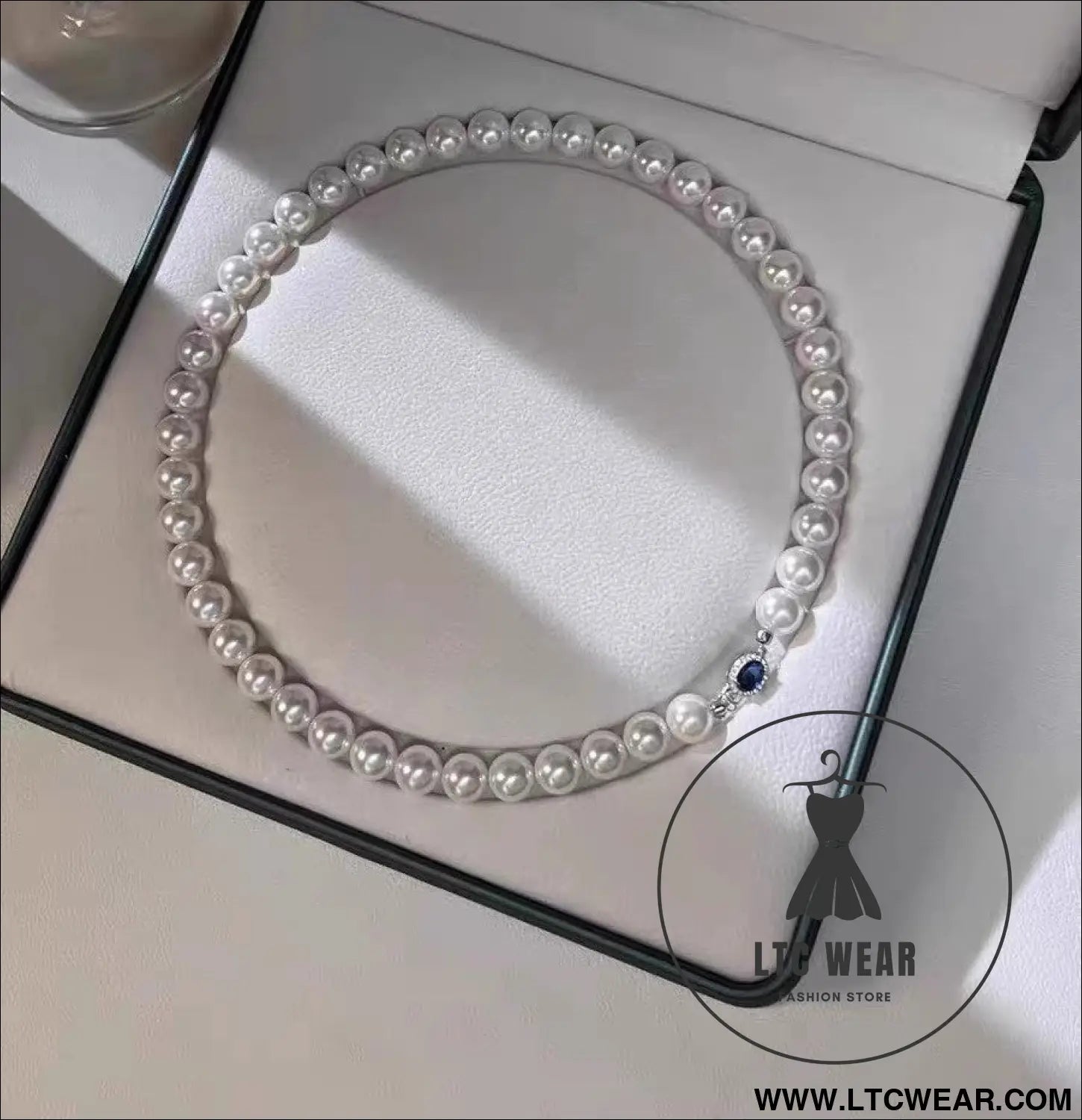 Natural mother-of-pearl pearl necklace silver blue gem clasp high luster premium quality pearl australian white