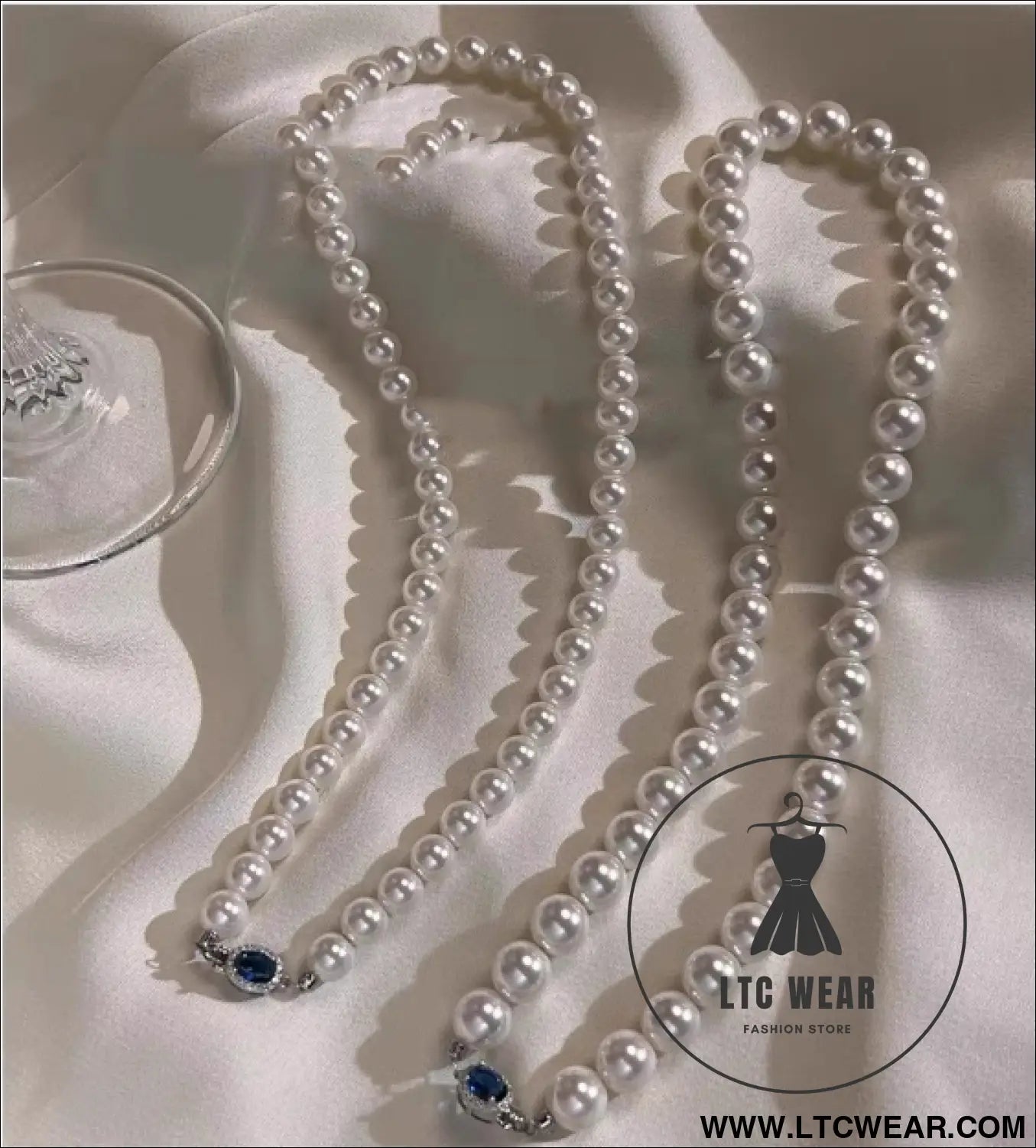 Natural mother-of-pearl pearl necklace silver blue gem clasp high luster premium quality pearl australian white