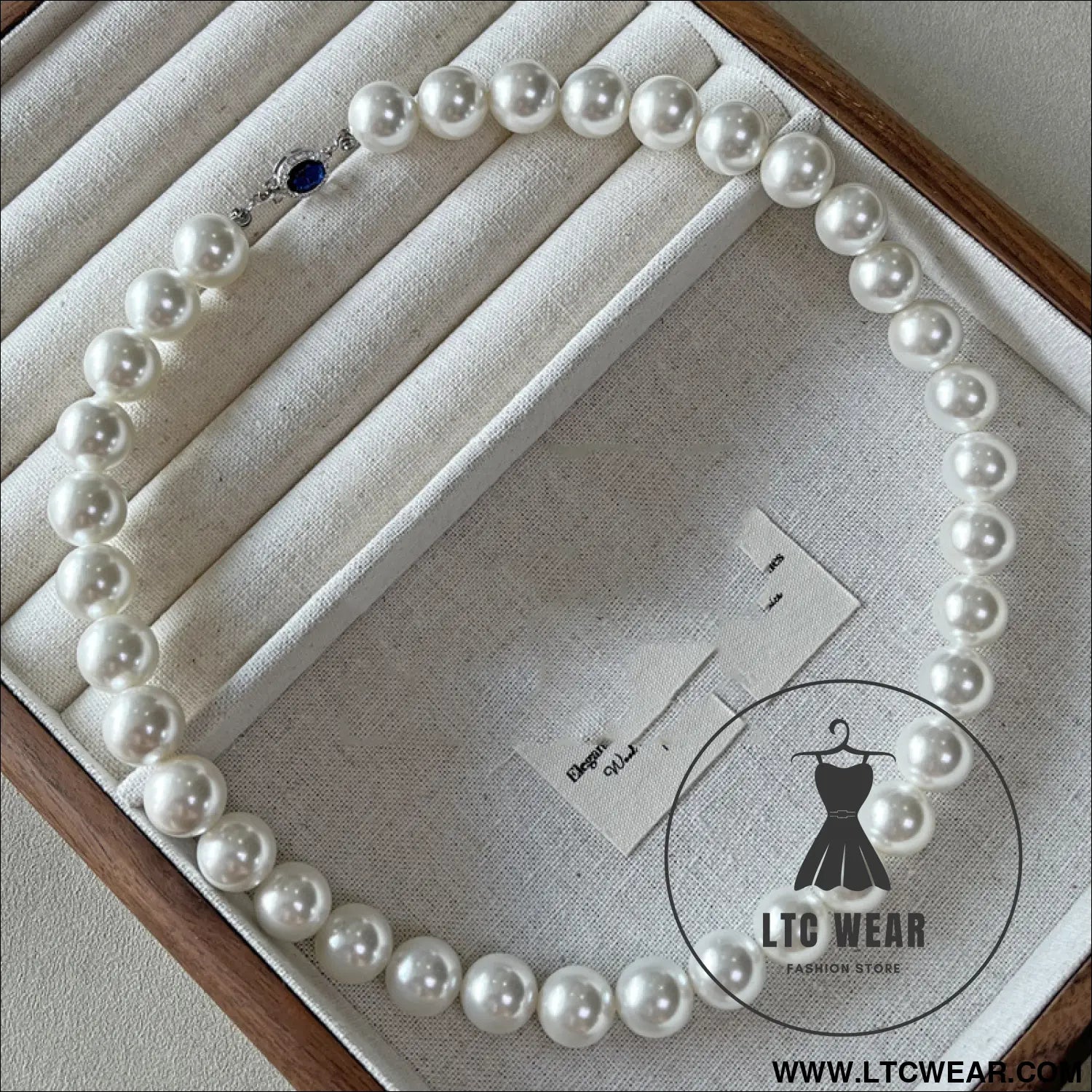 Natural mother-of-pearl pearl necklace silver blue gem clasp high luster premium quality pearl australian white necklace