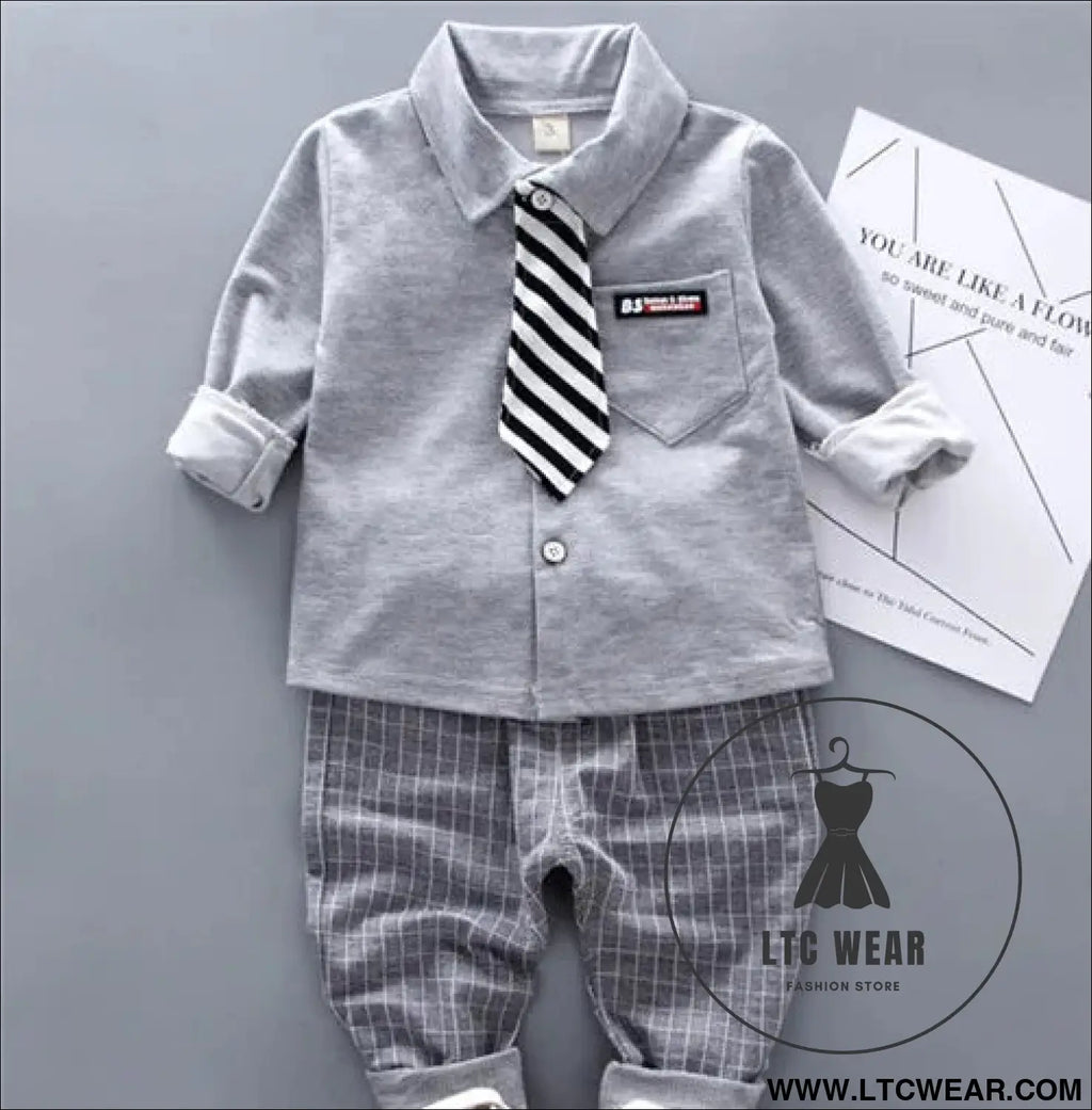 New style two-piece set of stylish spring clothing for small and medium-sized boys men’s baby shirt dress children’s