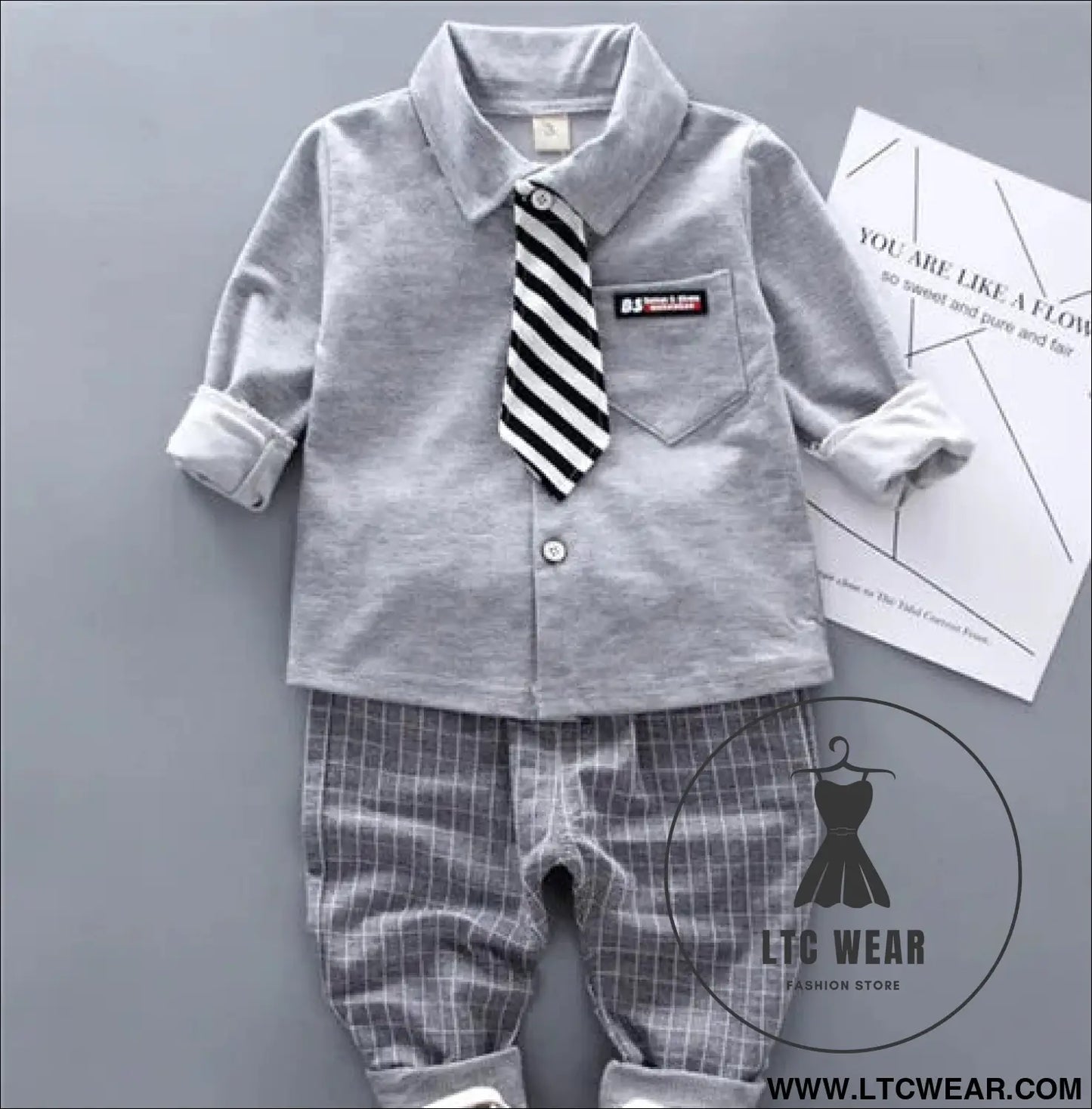 New style two-piece set of stylish spring clothing for small and medium-sized boys men’s baby shirt dress children’s