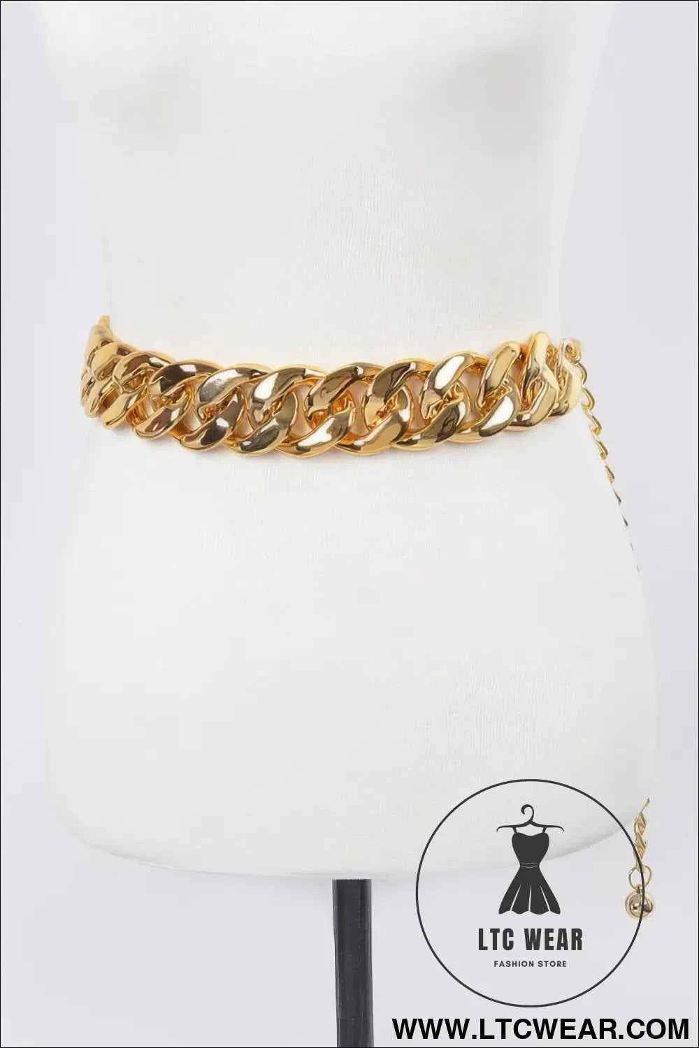 Oversized Chain Belt for Statement Style and Versatility