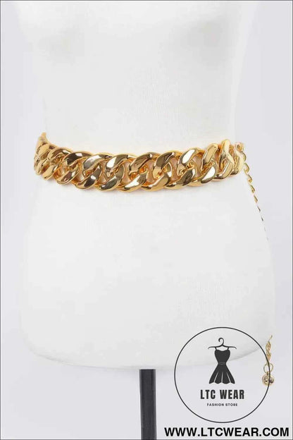 Oversized Chain Belt for Statement Style and Versatility