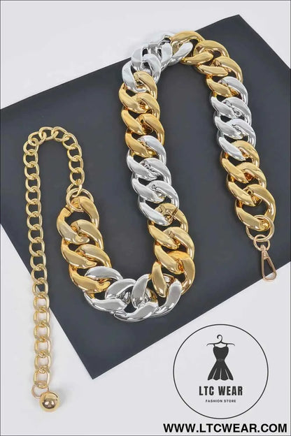Oversized Chain Belt for Statement Style and Versatility