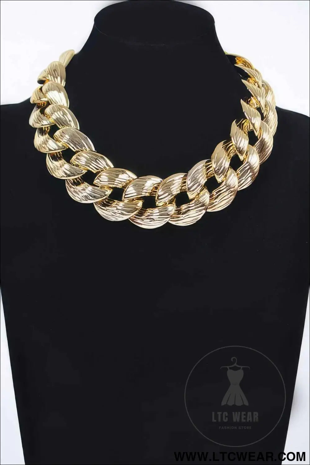 Oversized Chain Necklace