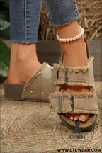 Pale khaki double buckle straps frayed detial retro slippers - slippers