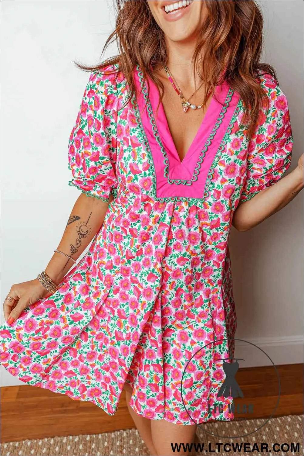 Pink Floral Print V Neck Patchwork Short Bubble Sleeve Mini Dress