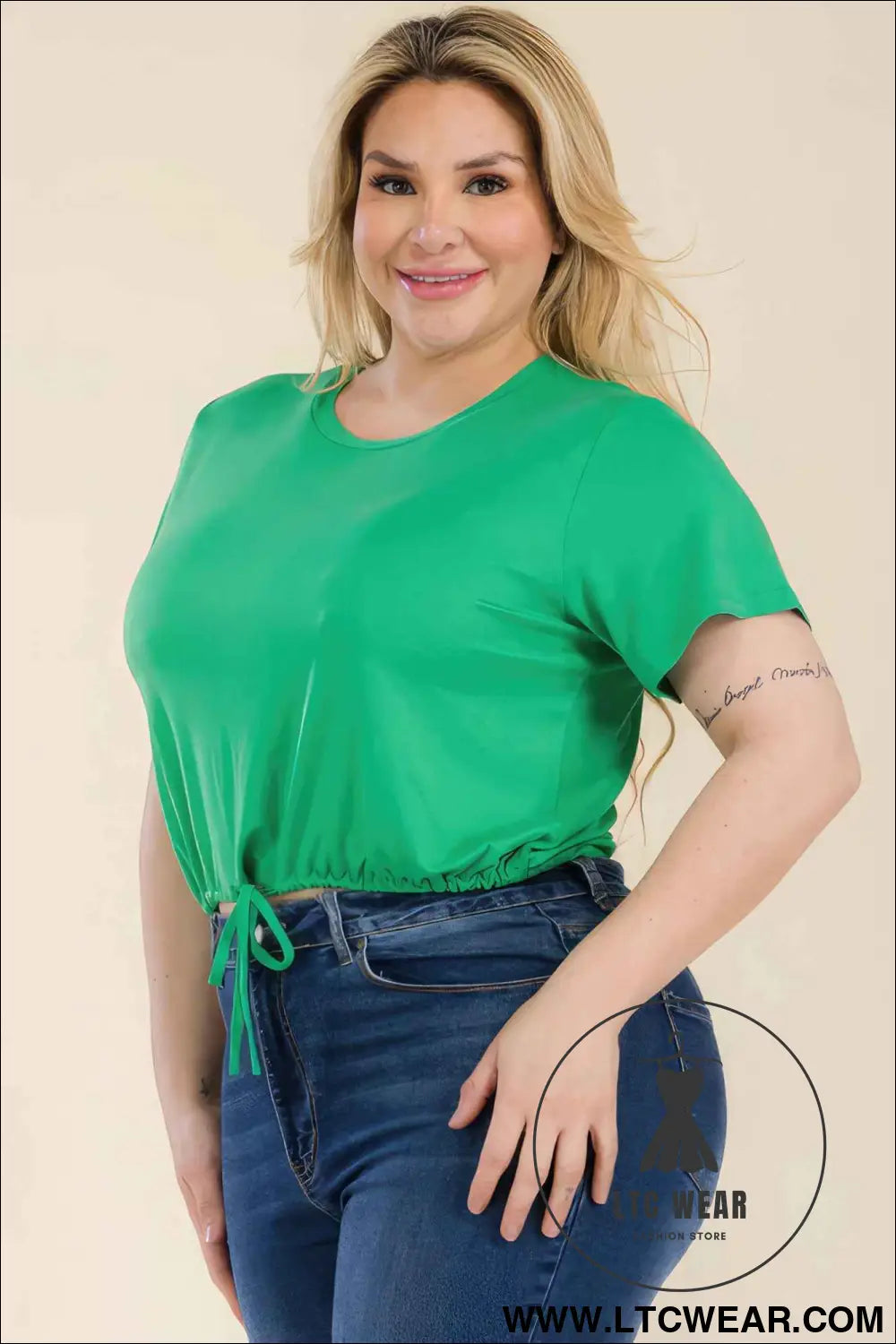 Plus Size Tie Front Drawstring Short Sleeve Crop Top