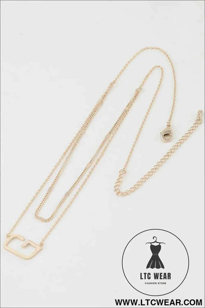 Polished G Pendant Chain Necklace