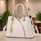 Chic Tote Elegant Fashionable Womens Handbag