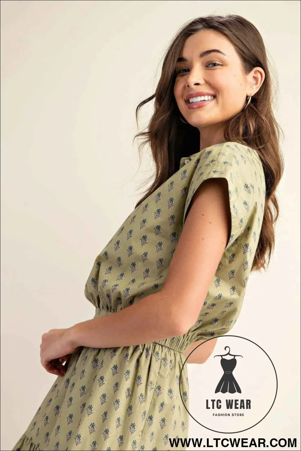 Printed drop shoulder cropped shirt