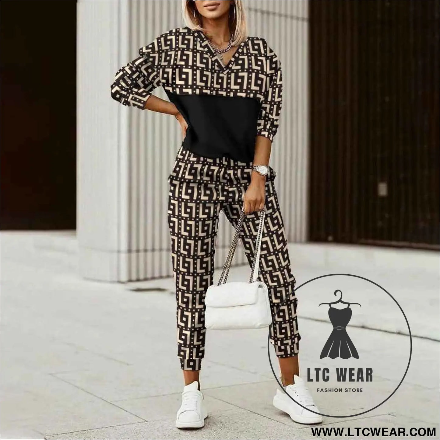 Printed Long Sleeve Fitted Hoodie and Pants Set for Women