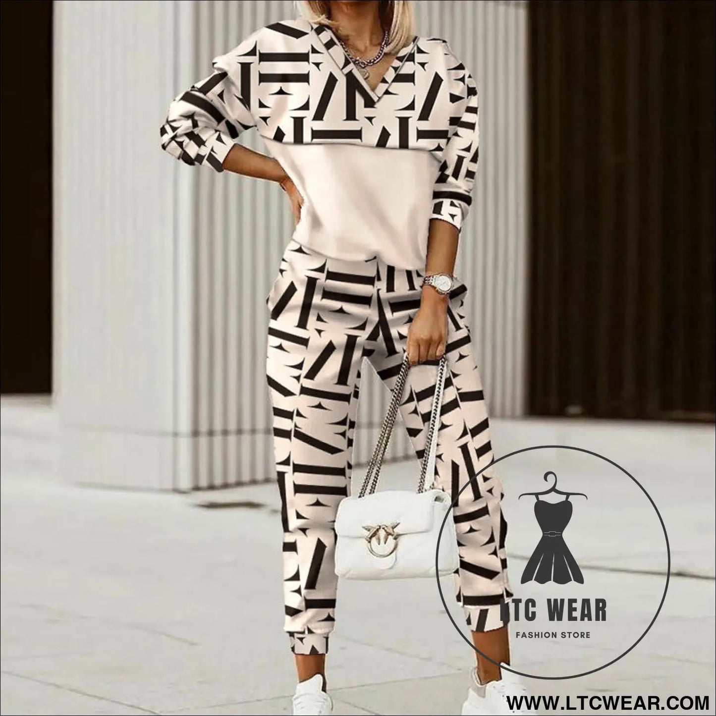 Printed Long Sleeve Fitted Hoodie and Pants Set for Women - L.T.C Wear Online Fashion Store