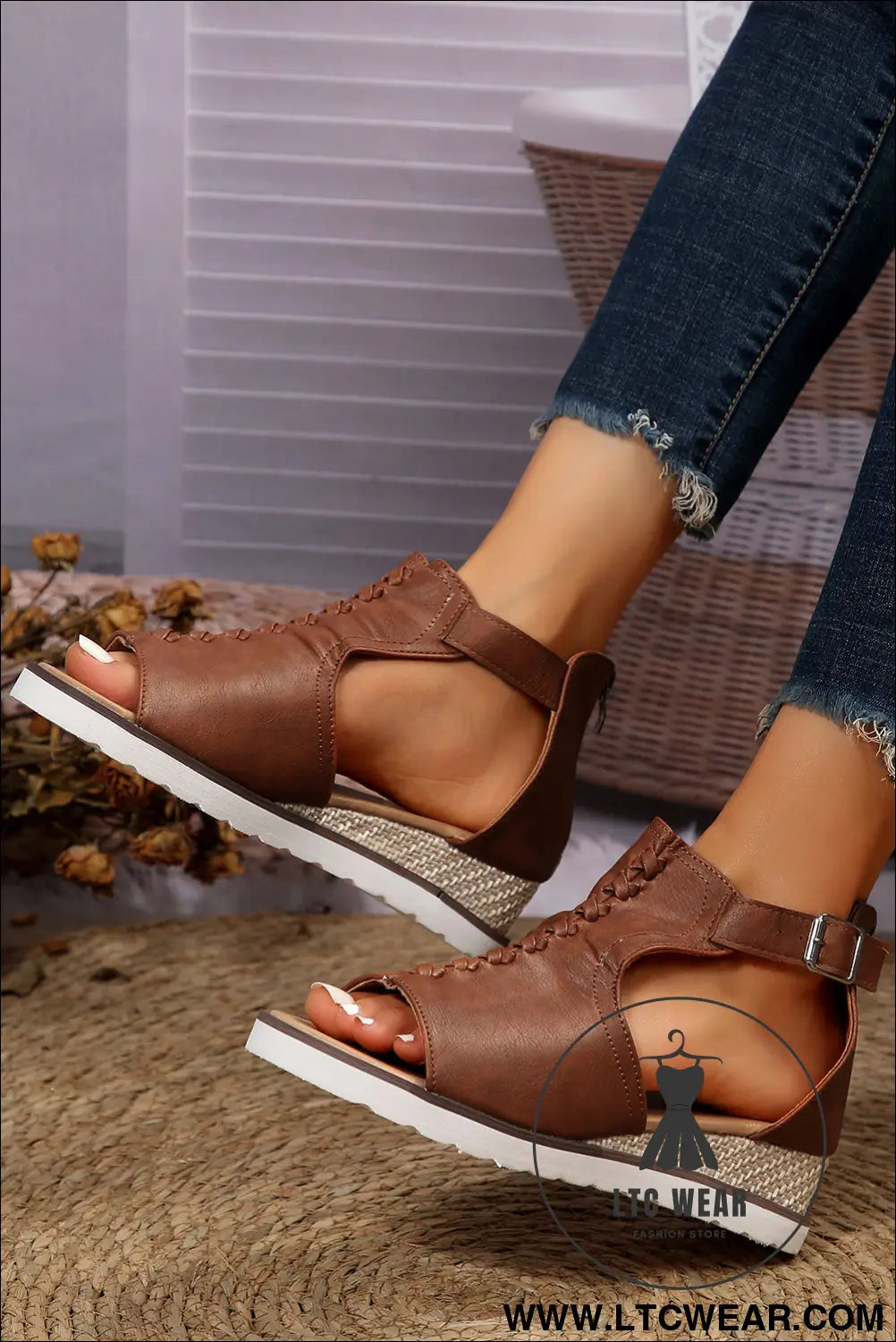 Pu cutout buckle strap platform slides shoes - sandals