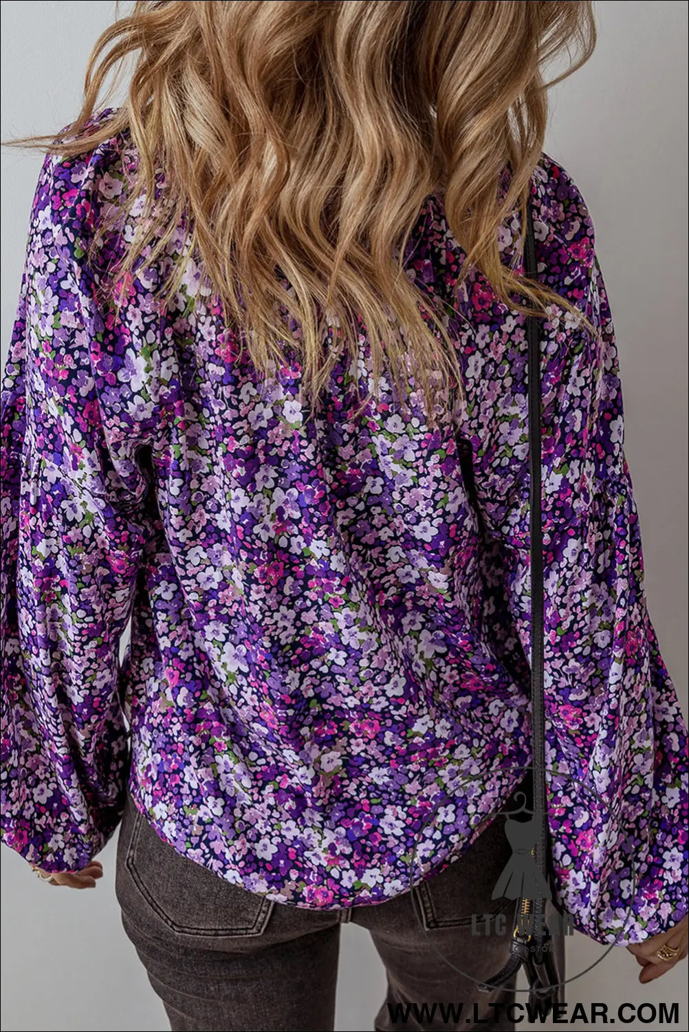 Purple boho ditsy floral split v neck bubble sleeve blouse - 20%