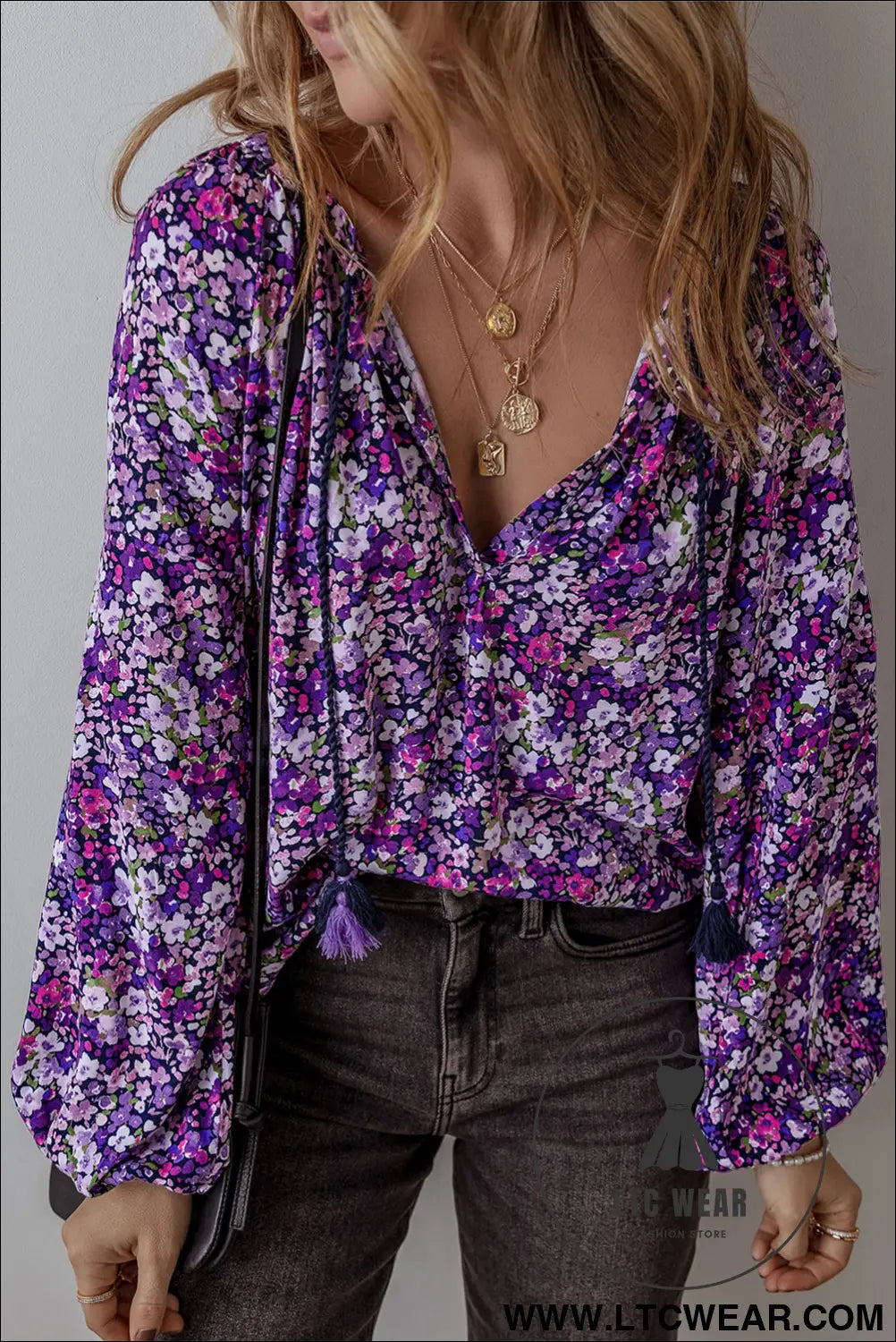 Purple boho ditsy floral split v neck bubble sleeve blouse - purple / 2xl / 100% polyester - 20%