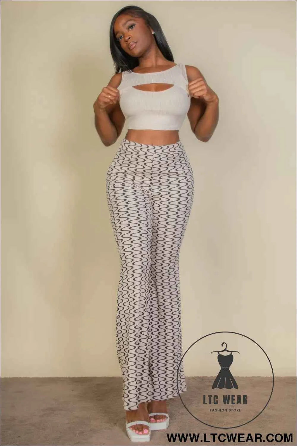 Ribbed Cut Out Front Crop Top