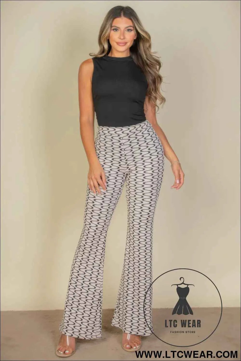 Ribbed Knit Ruched Side Sleeveless Top