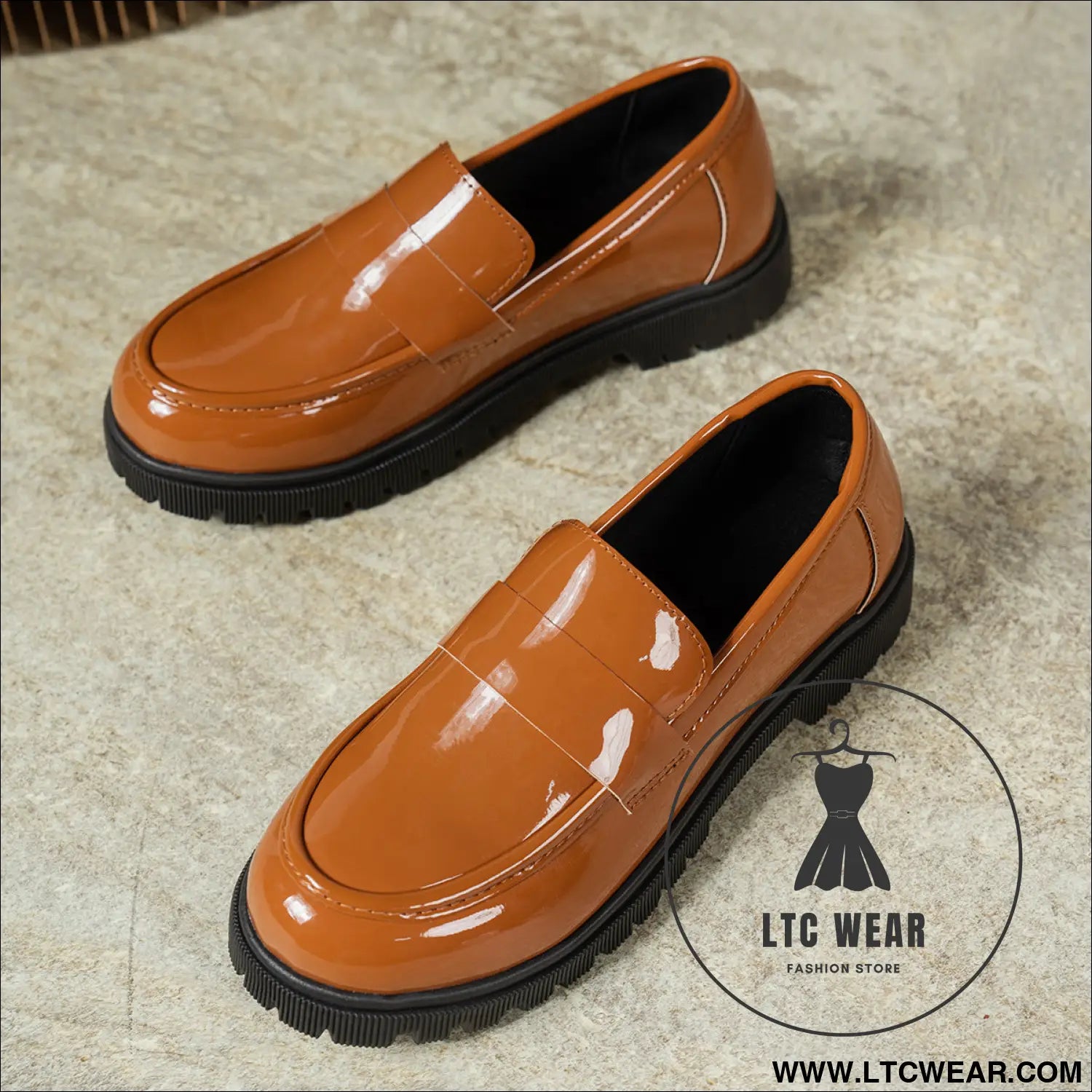 2b7a1f43d6b3474ba737b6c2a35cab9b-Max