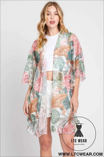 Ruffle Lined Tropical Leaves Print Open Frontcover